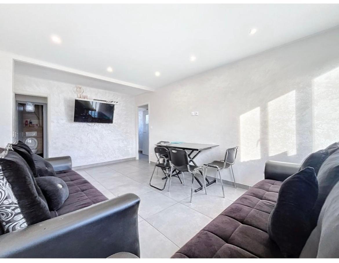 F3 Appartement 2 Chambre Un Salon Avec Wifi Saint-Jean-de-la-Ruelle 外观 照片